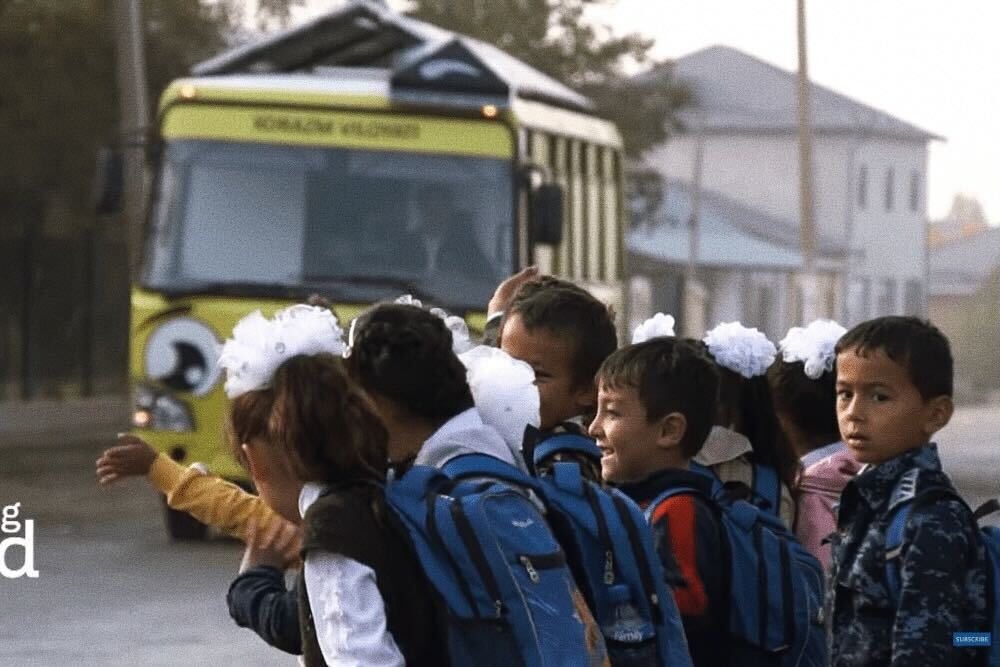ウズベキスタンの「移動する」幼稚園
