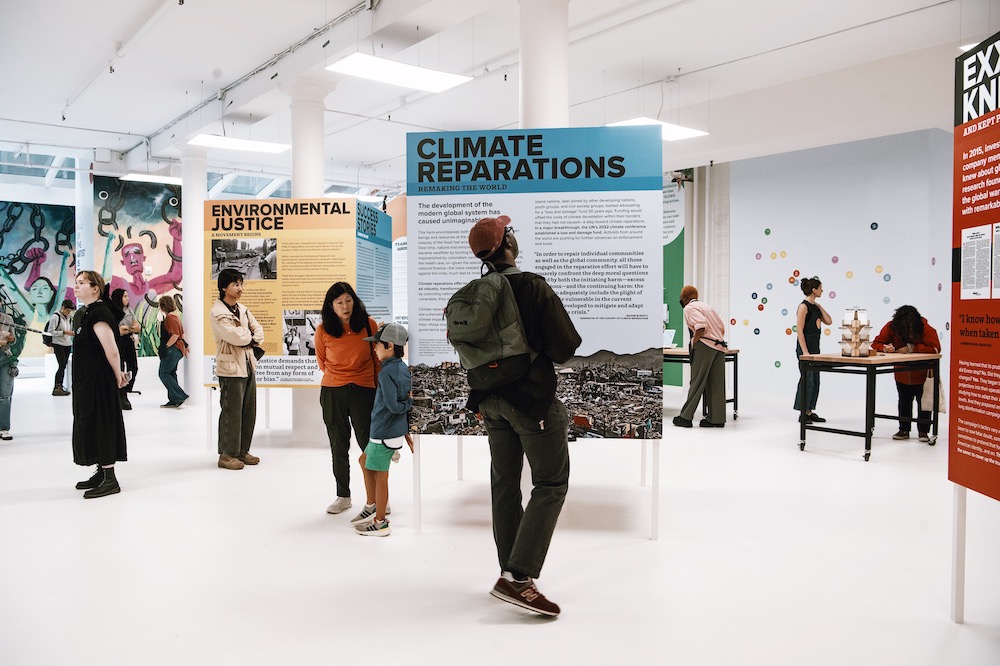 NY気候美術館「化石燃料の終焉」展